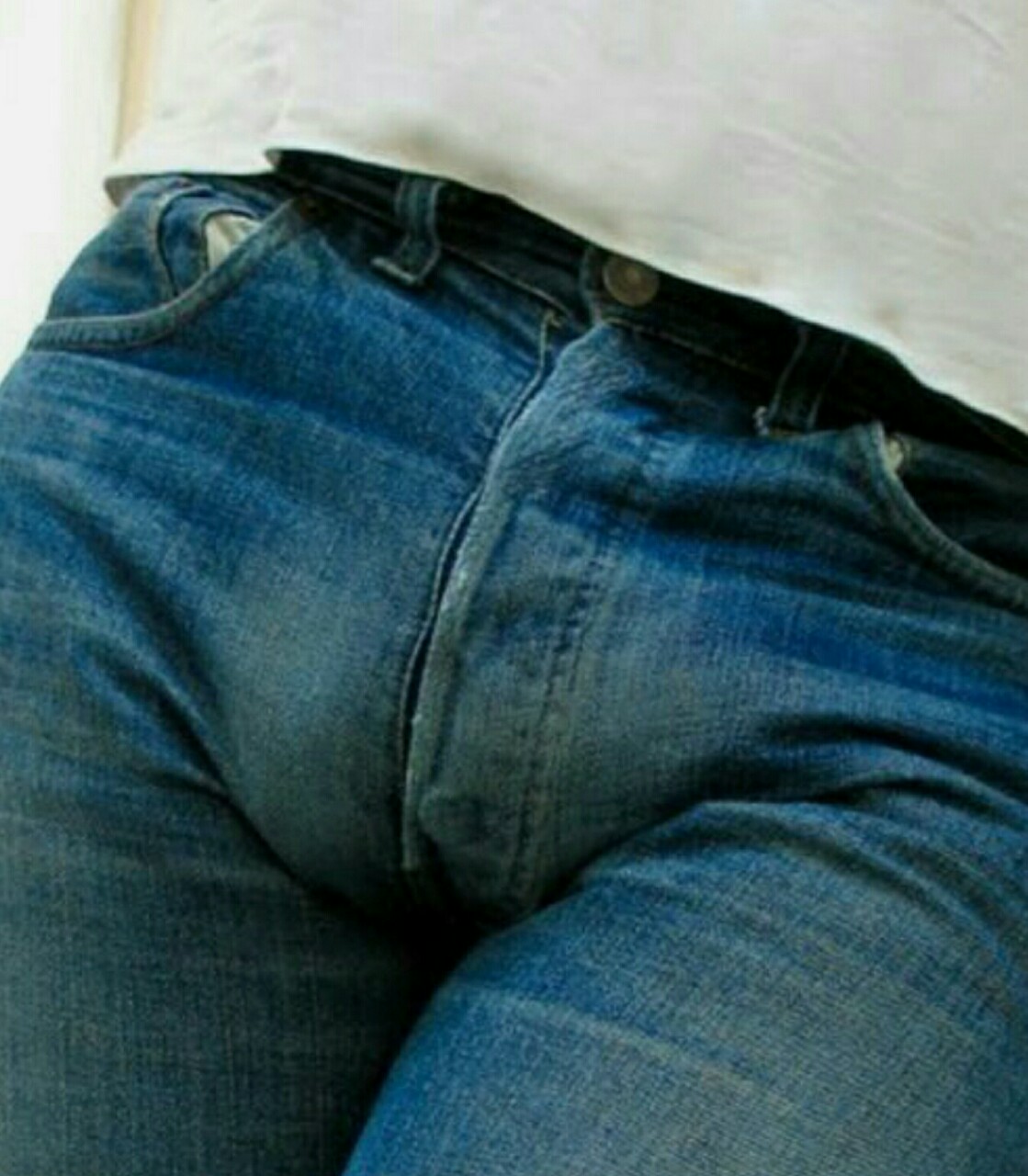 Jeans bulging